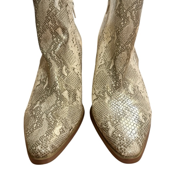 Coconuts by Matisse Astoria Off White Western Snake Print Booties Women's 8 - Picture 3 of 10